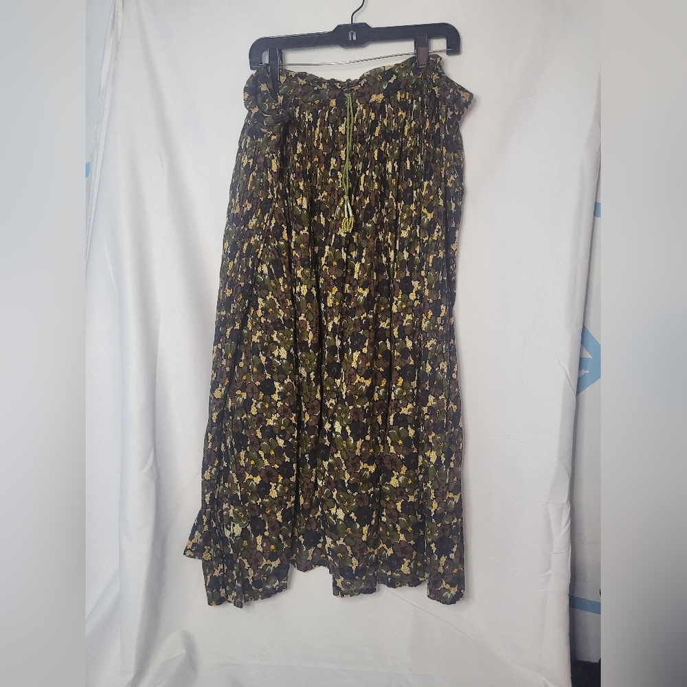 ilio skirt